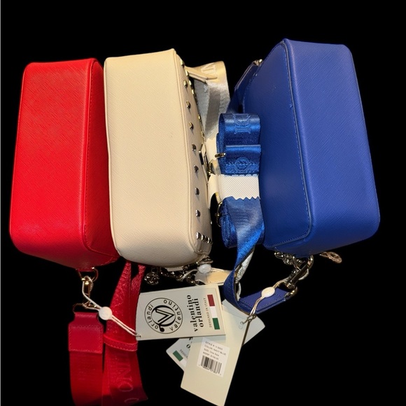 New VALENTINO ORLANDI Studded Guitar Strap DZip Camera Bag in Red, Cream or Blue - Picture 7 of 11